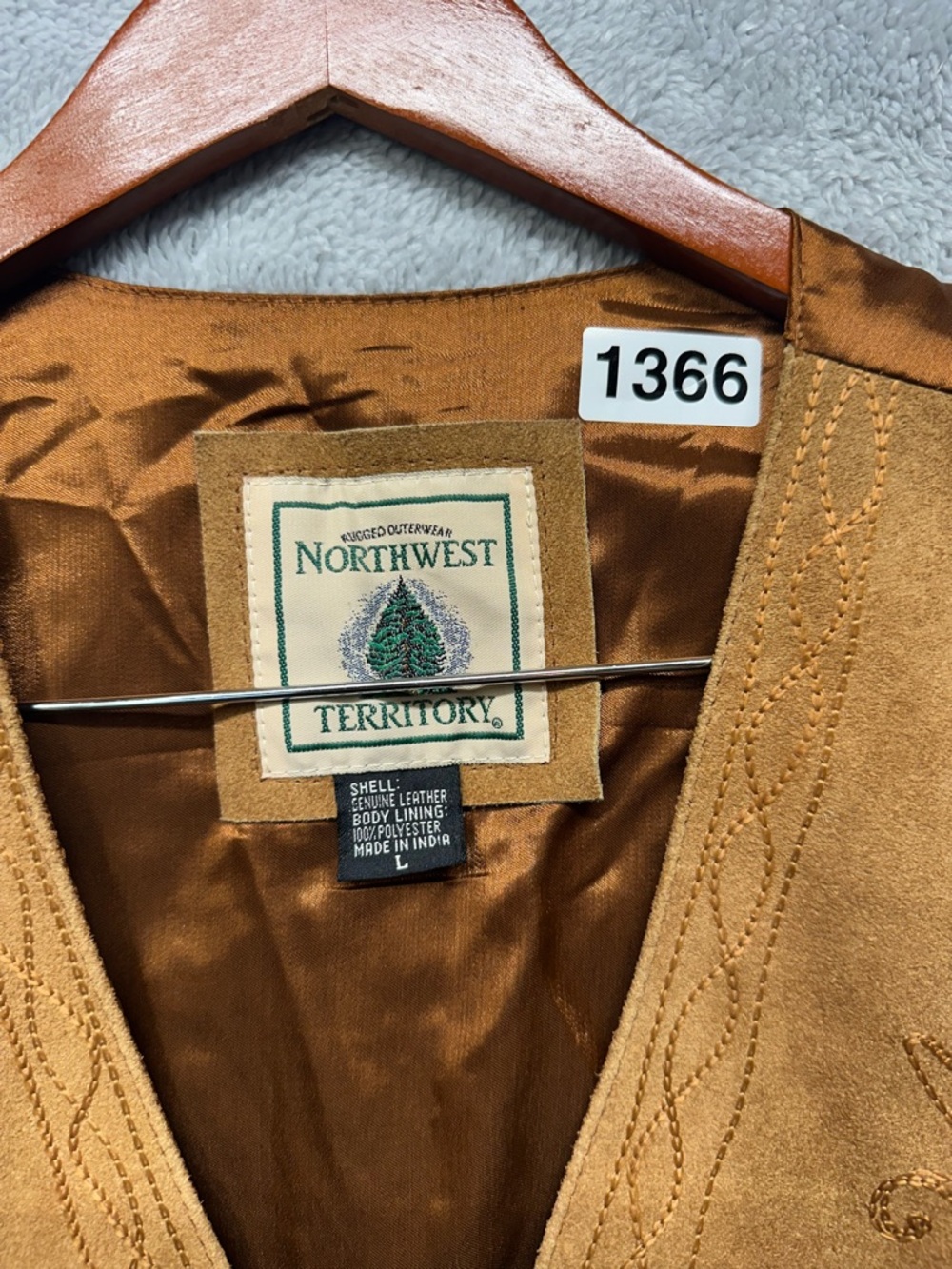 Northwest Territory Leather Western Vest Y2K Embroidered Floral Tan Cowgirl NWT - Picture 3 of 9